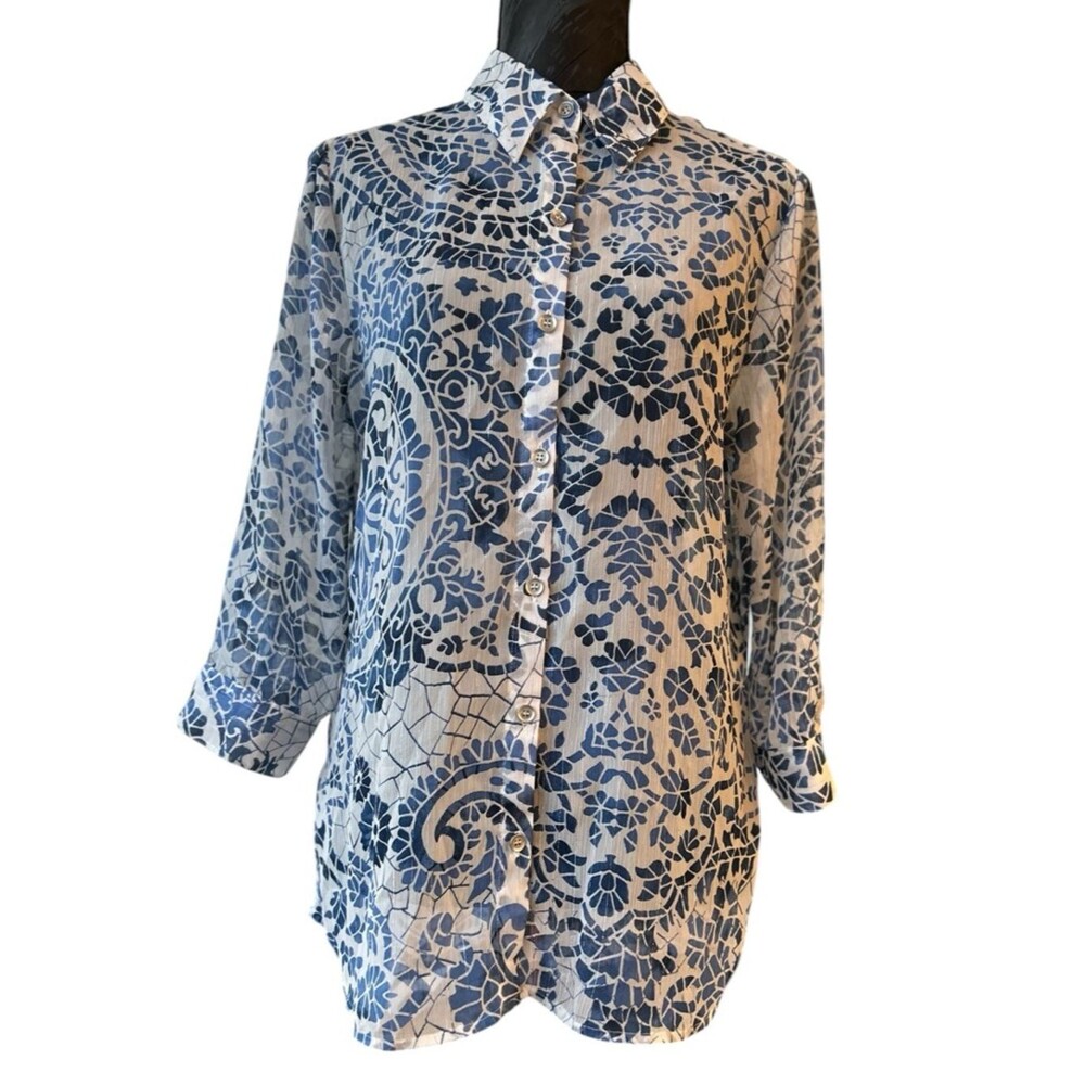 CHICOS Blue and White FLORAL PAISLEY Printed Button-Down SEMI SHEER TOP size M
